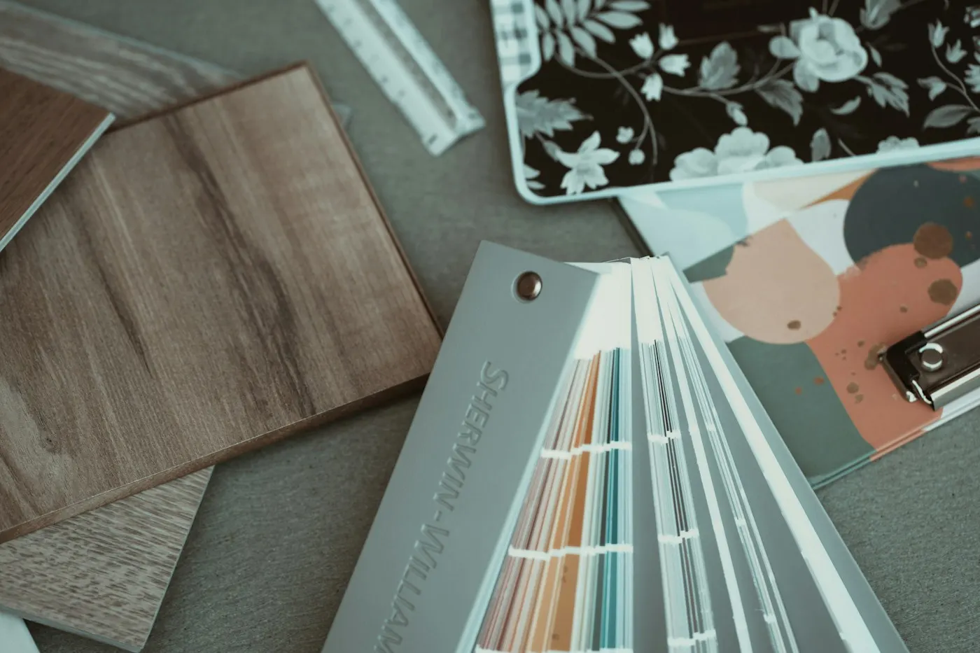 Finish samples and material swatches for a new home