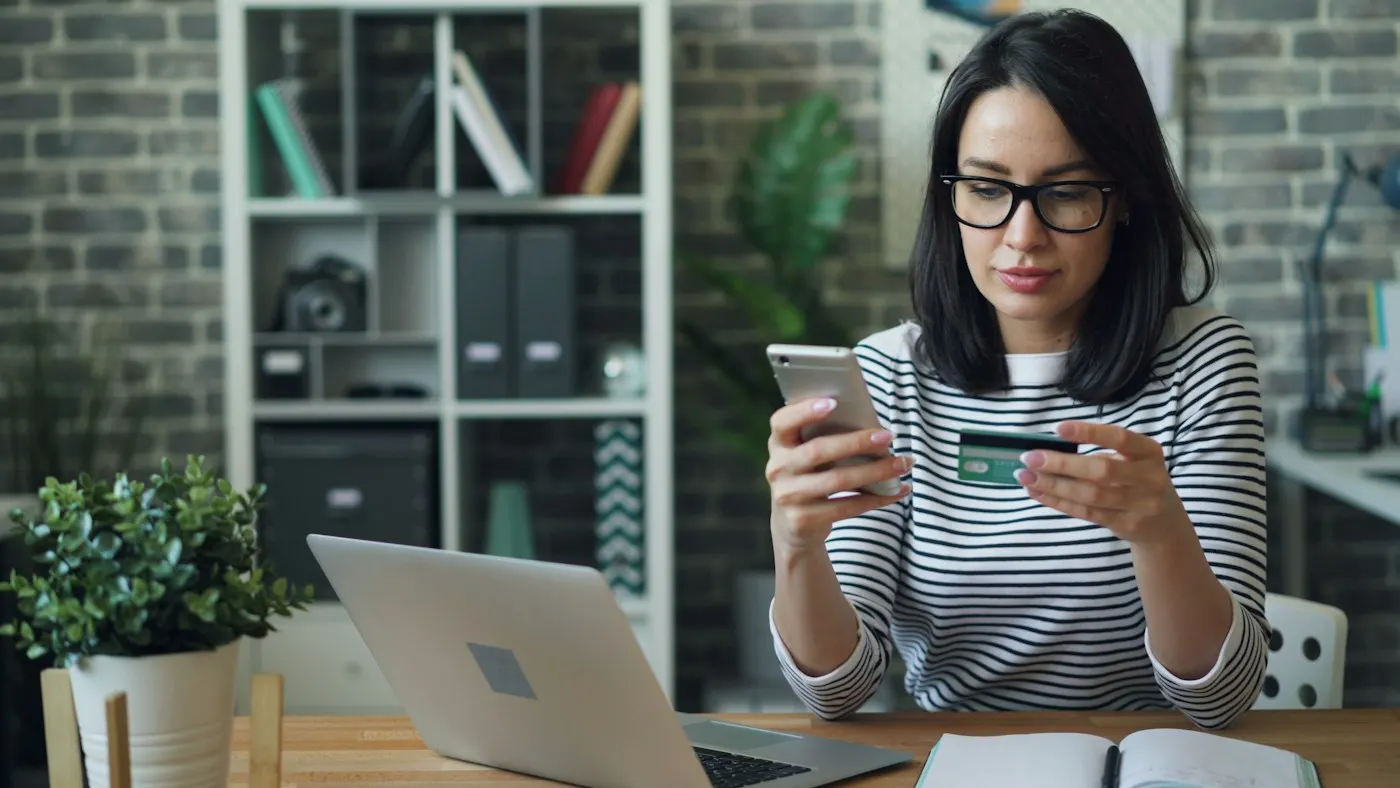 A homeowner making a payment online
